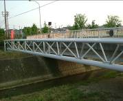 水管橋の写真
