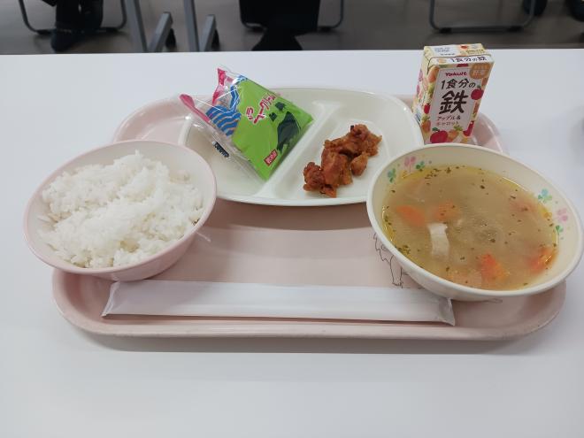 給食